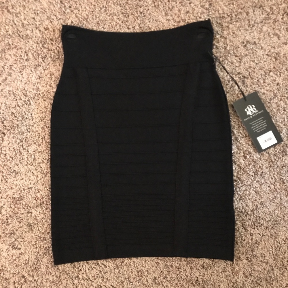 Slim Black Fitted Rock & Republic Knit Skirt